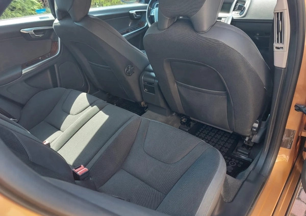 Volvo S60 cena 33100 przebieg: 272000, rok produkcji 2010 z Luboń małe 67